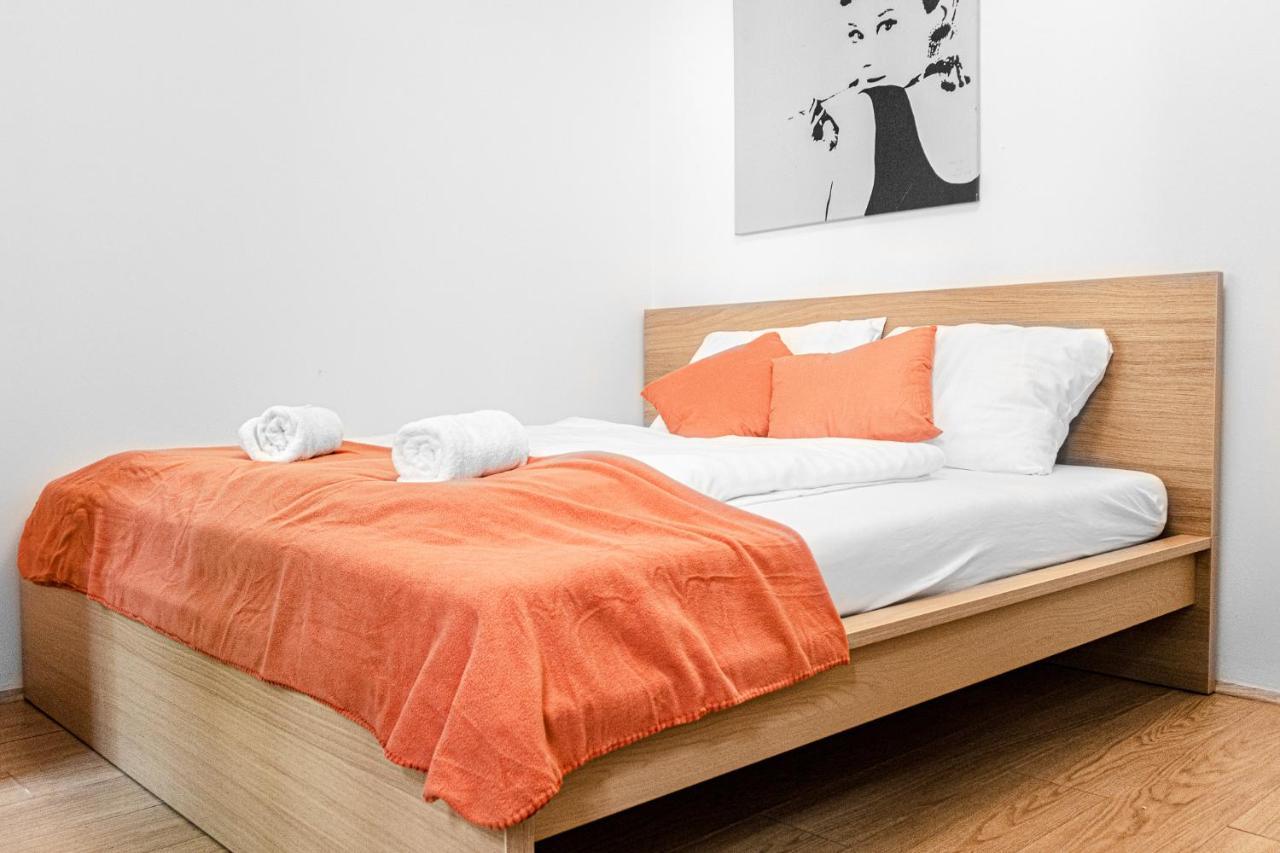 Delightful 2Br Shared Apartment - Ideal For Longstays Wiedeń Zewnętrze zdjęcie